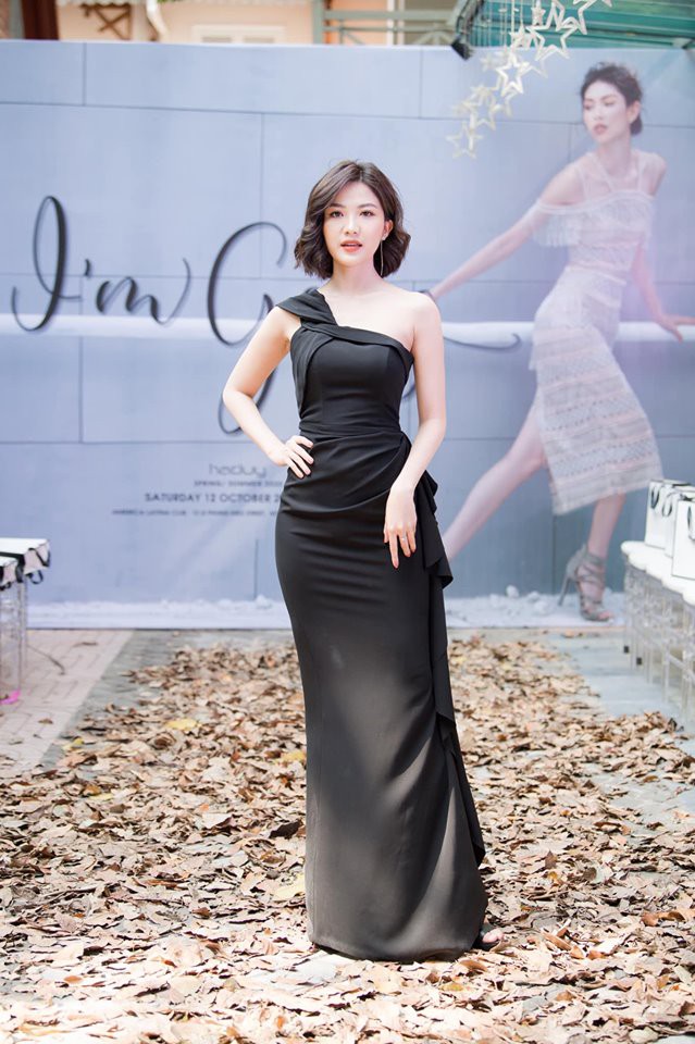 Trà (Hoa hồng trên ngực trái): Lần đầu bật mí pha đứt giày kinh điển, cắt tóc ngắn để thách thức bản thân chứ không phải vì thoát vai tiểu tam - 12 Trà (Hoa hồng trên ngực trái): Lần đầu bật mí pha đứt giày kinh điển, cắt tóc ngắn để thách thức bản thân chứ không phải vì thoát vai tiểu tam - 12
