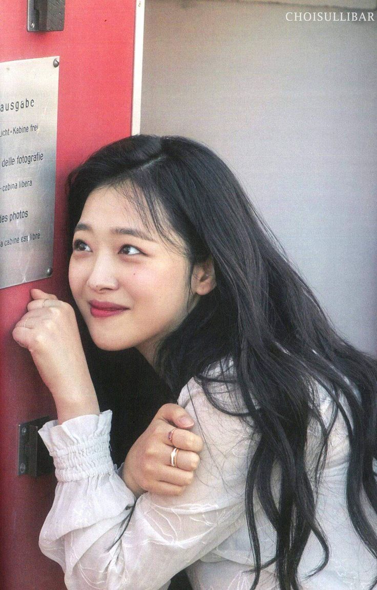 Sulli: Thiên thần nhỏ xinh đẹp rời bỏ nhân gian vì miệng đời ác độc Sulli: Thiên thần nhỏ xinh đẹp rời bỏ nhân gian vì miệng đời ác độc