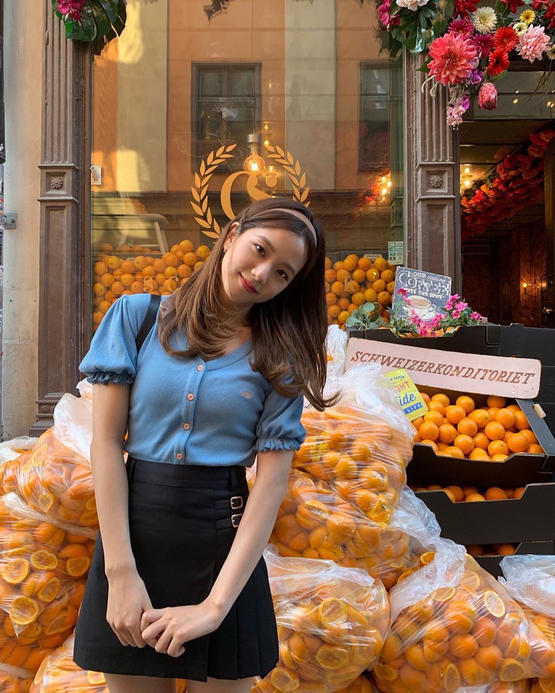 4 kiểu diện cardigan 'càn quét' sân bay của idol Hàn: Các nàng chớ bỏ qua khi mùa lạnh dần đến - 5 4 kiểu diện cardigan 'càn quét' sân bay của idol Hàn: Các nàng chớ bỏ qua khi mùa lạnh dần đến - 5