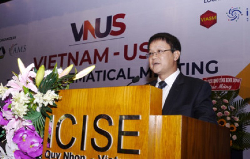 Phát ngôn ấn tượng của ông Lê Hải An ở “ghế nóng” Thứ trưởng Bộ GD&ĐT Phát ngôn ấn tượng của ông Lê Hải An ở “ghế nóng” Thứ trưởng Bộ GD&ĐT