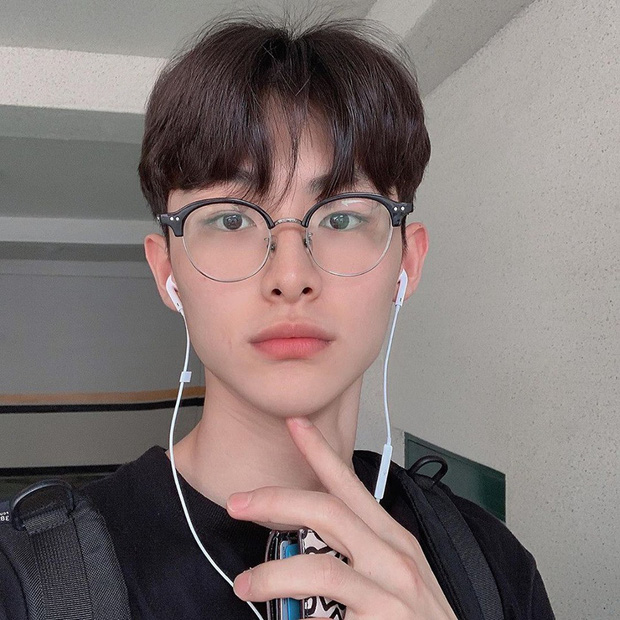 Hot boy mới nổi của Hàn Quốc và hành trình lột xác gây sốt: Dăm ba cái chuyện giảm cân ấy mà, xem anh đây! - 10 Hot boy mới nổi của Hàn Quốc và hành trình lột xác gây sốt: Dăm ba cái chuyện giảm cân ấy mà, xem anh đây! - 10
