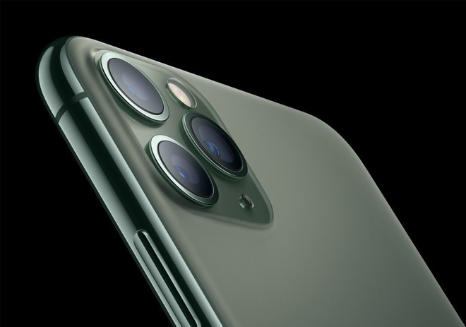 Trên tay miếng dán 'nâng cấp' iPhone XS thành iPhone 11 Pro: giá 80 nghìn thôi nhưng mà đừng mua - 3 Trên tay miếng dán 'nâng cấp' iPhone XS thành iPhone 11 Pro: giá 80 nghìn thôi nhưng mà đừng mua - 3