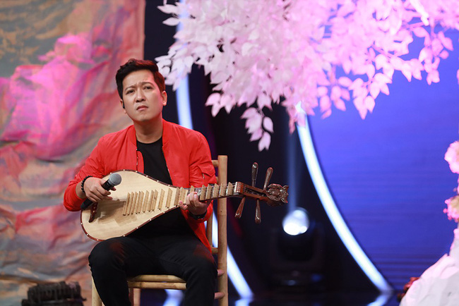 Trường Giang đòi đệm đàn cho Hương Ly hát 'Sóng Gió' sau loạt ồn ào cover ca khúc không xin phép - 1 Trường Giang đòi đệm đàn cho Hương Ly hát 'Sóng Gió' sau loạt ồn ào cover ca khúc không xin phép - 1