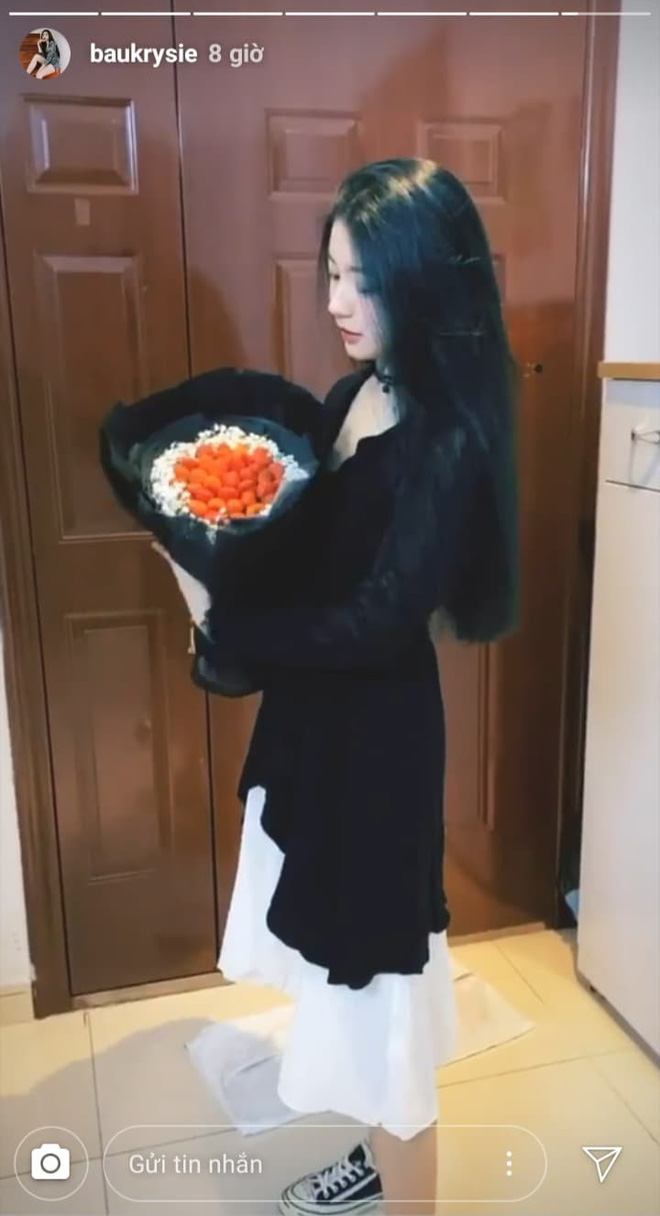 Kiểm kê nhanh thùng quà của hội hot girl - rich kid sau ngày 20/10, ái nữ nhà Minh Nhựa mạnh dạn đòi hẳn một em bé! - 4 Kiểm kê nhanh thùng quà của hội hot girl - rich kid sau ngày 20/10, ái nữ nhà Minh Nhựa mạnh dạn đòi hẳn một em bé! - 4