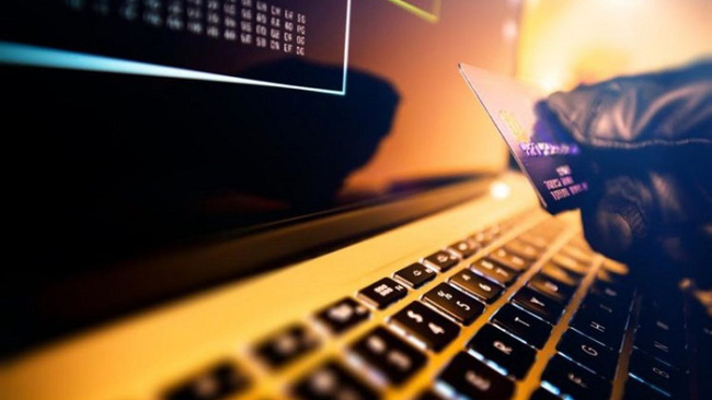 Các thủ đoạn lừa đảo cực tinh vi hòng chiếm dụng tiền trong ATM và thẻ tín dụng khiến bao người mất tiền oan - 4 Các thủ đoạn lừa đảo cực tinh vi hòng chiếm dụng tiền trong ATM và thẻ tín dụng khiến bao người mất tiền oan - 4