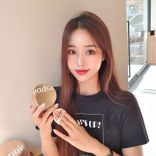 4 cushion Hàn đánh một phát là mờ thâm mụn, lỗ chân lông biến mất tiêu bạn nên tậu ngay cho mùa lạnh này - 19 4 cushion Hàn đánh một phát là mờ thâm mụn, lỗ chân lông biến mất tiêu bạn nên tậu ngay cho mùa lạnh này - 19