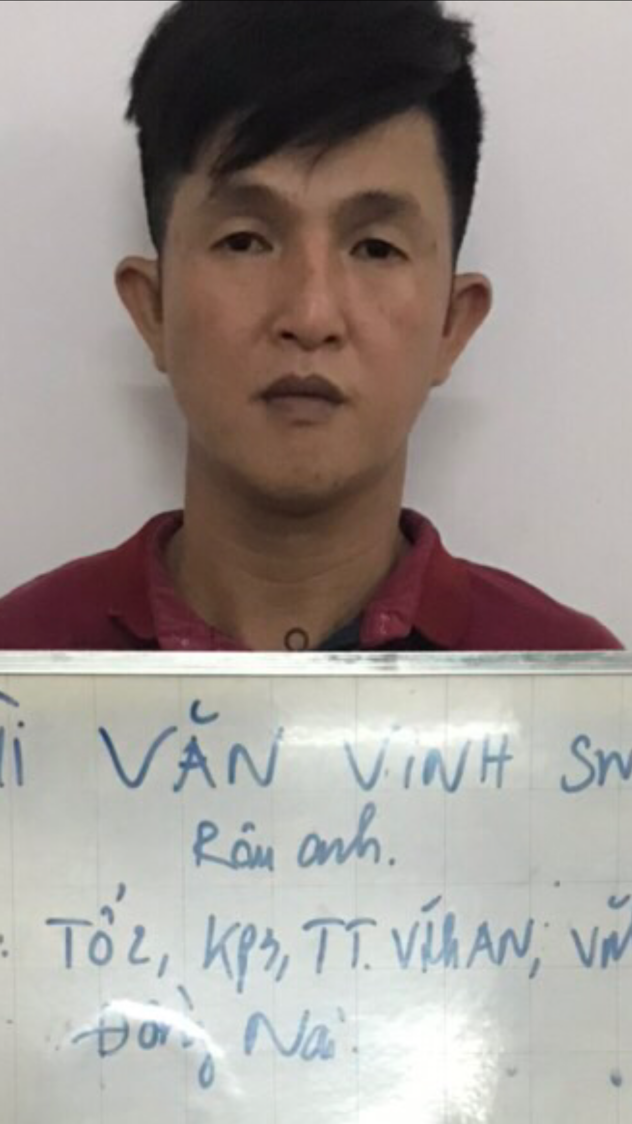 Kẻ cầm đầu băng móc túi ở khu vực Suối Tiên lấy tiền bao trai - 2 Kẻ cầm đầu băng móc túi ở khu vực Suối Tiên lấy tiền bao trai - 2