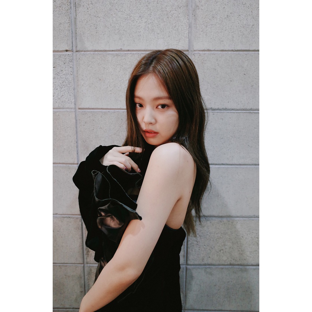 7 màu son làm nên diện mạo siêu xinh siêu sang của Jennie (BLACKPINK), ngắm rồi bạn sẽ muốn thử bằng hết - 10 7 màu son làm nên diện mạo siêu xinh siêu sang của Jennie (BLACKPINK), ngắm rồi bạn sẽ muốn thử bằng hết - 10