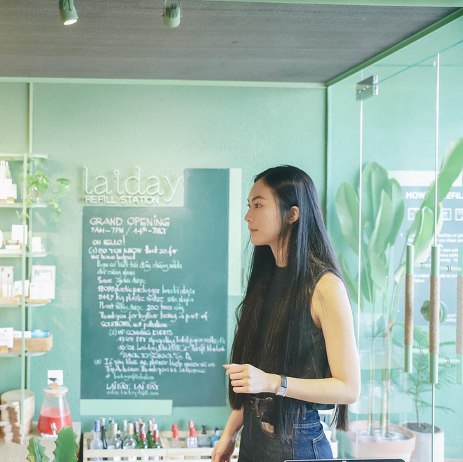 Nhất định không cắt tỉa, nhuộm màu mà chỉ nuôi dài, Helly Tống vẫn có mái tóc đẹp tới mức đáng ghen tị - 2 Nhất định không cắt tỉa, nhuộm màu mà chỉ nuôi dài, Helly Tống vẫn có mái tóc đẹp tới mức đáng ghen tị - 2