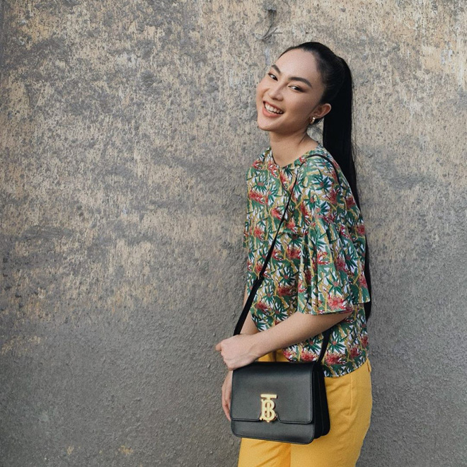 Nhất định không cắt tỉa, nhuộm màu mà chỉ nuôi dài, Helly Tống vẫn có mái tóc đẹp tới mức đáng ghen tị - 10 Nhất định không cắt tỉa, nhuộm màu mà chỉ nuôi dài, Helly Tống vẫn có mái tóc đẹp tới mức đáng ghen tị - 10