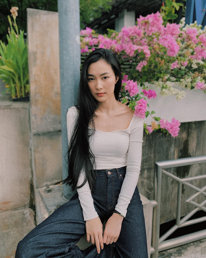 Nhất định không cắt tỉa, nhuộm màu mà chỉ nuôi dài, Helly Tống vẫn có mái tóc đẹp tới mức đáng ghen tị - 1 Nhất định không cắt tỉa, nhuộm màu mà chỉ nuôi dài, Helly Tống vẫn có mái tóc đẹp tới mức đáng ghen tị - 1