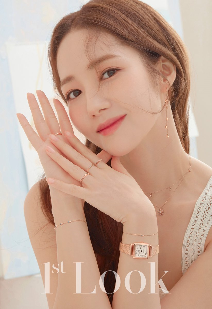 Ba mỹ nhân dao kéo được coi là biểu tượng nhan sắc của showbiz Hàn - 1 Ba mỹ nhân dao kéo được coi là biểu tượng nhan sắc của showbiz Hàn - 1