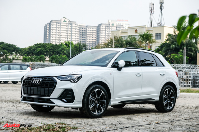 Xem trước Audi Q3 2020 chuẩn bị ra mắt khách Việt - đối thủ của BMW X1 và Volvo XC40 Xem trước Audi Q3 2020 chuẩn bị ra mắt khách Việt - đối thủ của BMW X1 và Volvo XC40
