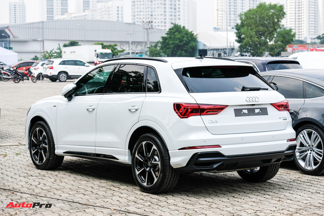 Xem trước Audi Q3 2020 chuẩn bị ra mắt khách Việt - đối thủ của BMW X1 và Volvo XC40 - 3 Xem trước Audi Q3 2020 chuẩn bị ra mắt khách Việt - đối thủ của BMW X1 và Volvo XC40 - 3
