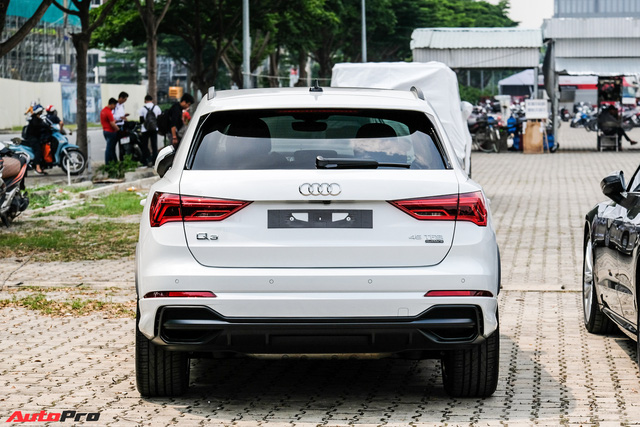 Xem trước Audi Q3 2020 chuẩn bị ra mắt khách Việt - đối thủ của BMW X1 và Volvo XC40 - 4 Xem trước Audi Q3 2020 chuẩn bị ra mắt khách Việt - đối thủ của BMW X1 và Volvo XC40 - 4