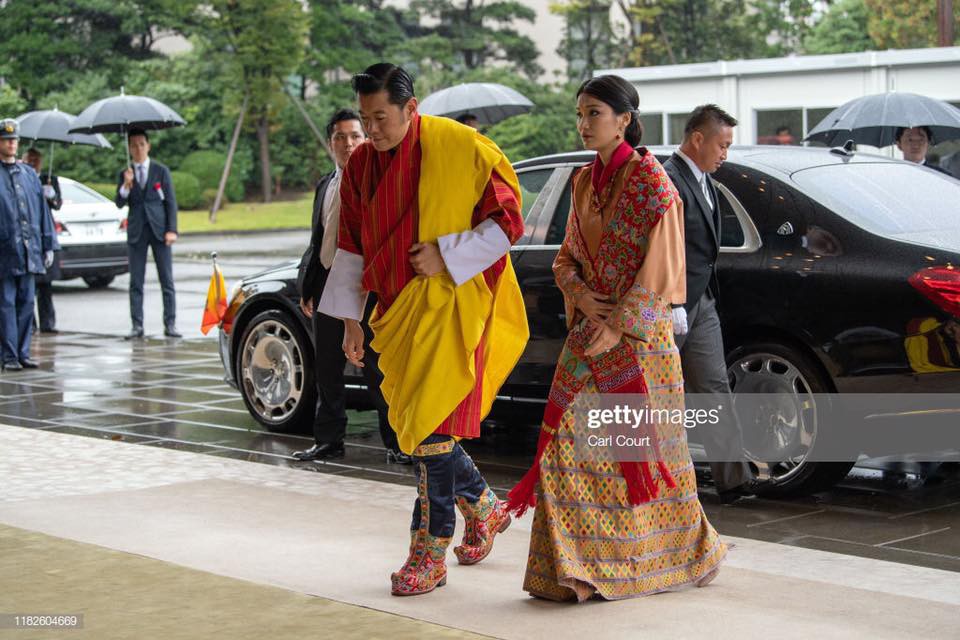 Cộng đồng mạng phát sốt với vẻ đẹp 'thoát tục' không góc chết của Hoàng hậu Bhutan ở Nhật Bản khi tham dự lễ đăng quang Cộng đồng mạng phát sốt với vẻ đẹp 'thoát tục' không góc chết của Hoàng hậu Bhutan ở Nhật Bản khi tham dự lễ đăng quang