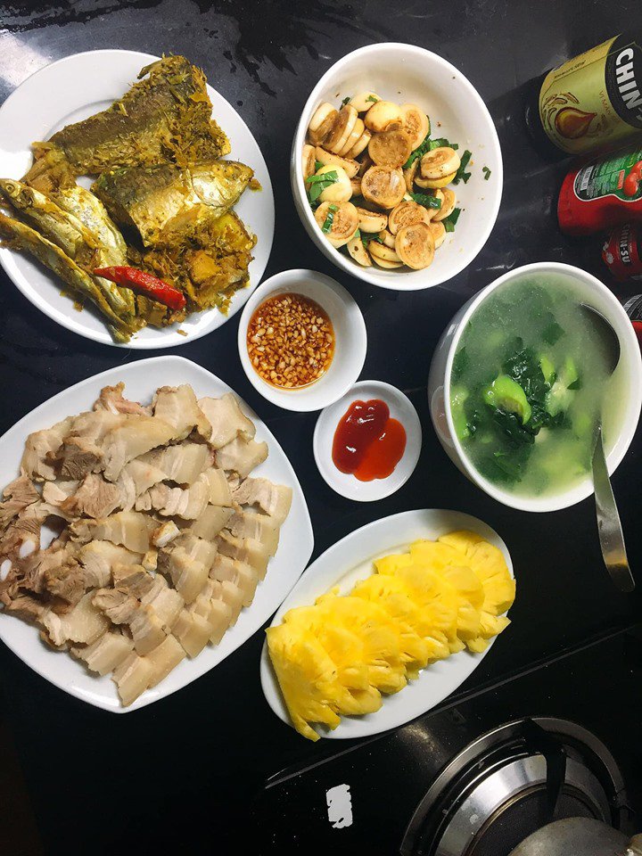 Khoe mâm cơm xa nhà chỉ 2 triệu/tháng, 10X miền núi khiến các đàn chị trầm trồ ngưỡng mộ - 13 Khoe mâm cơm xa nhà chỉ 2 triệu/tháng, 10X miền núi khiến các đàn chị trầm trồ ngưỡng mộ - 13