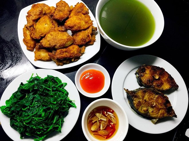 Khoe mâm cơm xa nhà chỉ 2 triệu/tháng, 10X miền núi khiến các đàn chị trầm trồ ngưỡng mộ - 4 Khoe mâm cơm xa nhà chỉ 2 triệu/tháng, 10X miền núi khiến các đàn chị trầm trồ ngưỡng mộ - 4