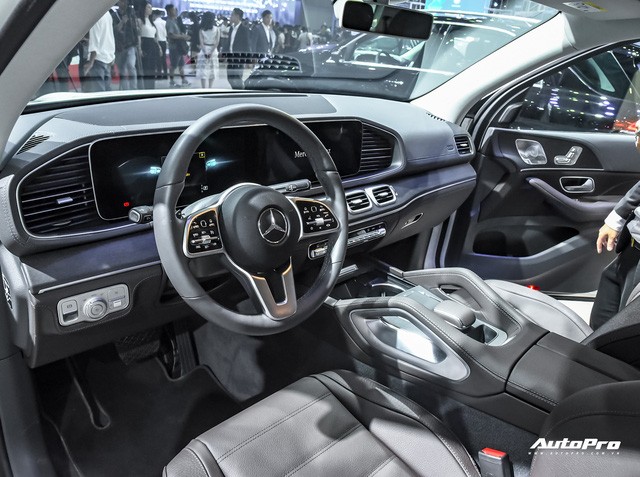Đánh giá nhanh Mercedes-Benz GLE 450 2020: Tăng mọi thứ có thể để chiều khách Việt - 10 Đánh giá nhanh Mercedes-Benz GLE 450 2020: Tăng mọi thứ có thể để chiều khách Việt - 10