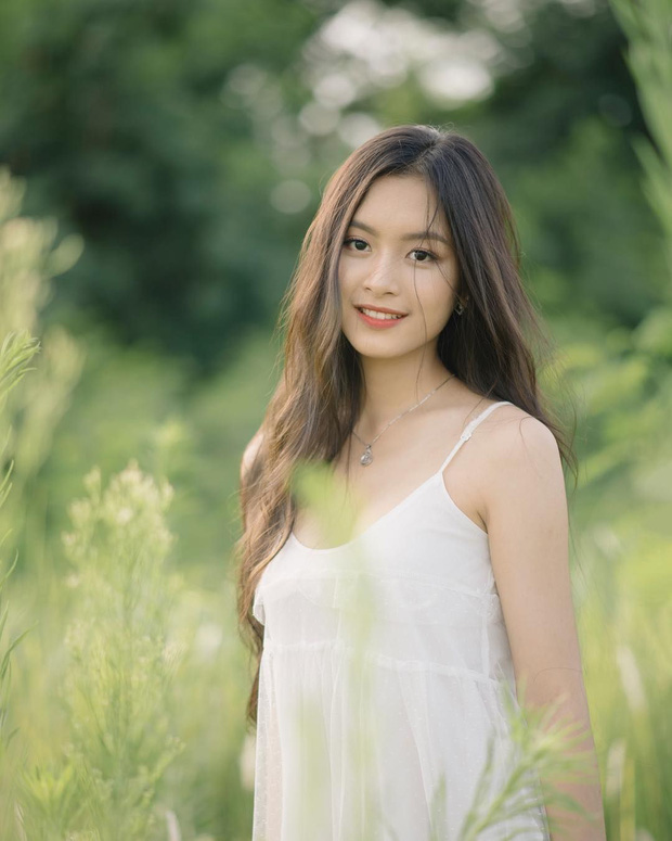 Dàn nữ sinh-hotgirl đình đám Hải Phòng: Người là du học sinh Mỹ, kẻ thành diễn viên viên có tiếng sau khi tốt nghiệp Đại học - 7 Dàn nữ sinh-hotgirl đình đám Hải Phòng: Người là du học sinh Mỹ, kẻ thành diễn viên viên có tiếng sau khi tốt nghiệp Đại học - 7