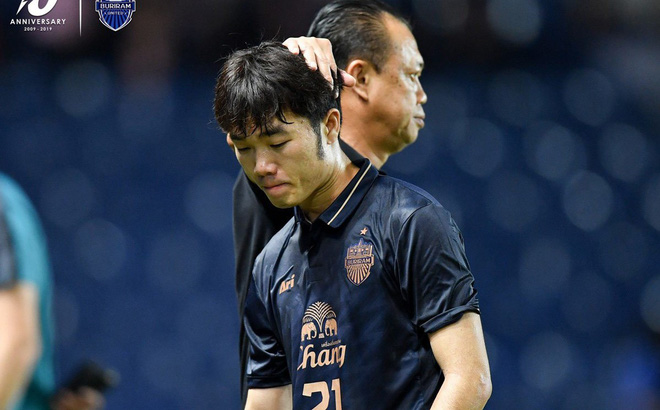 Đội bóng cũ của Xuân Trường mất chức vô địch Thai League theo kịch bản không tưởng Đội bóng cũ của Xuân Trường mất chức vô địch Thai League theo kịch bản không tưởng