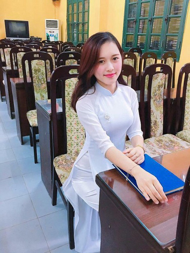 Những cô giáo 9X hot nhất hiện nay: Người xinh quá suốt ngày bị trò chụp lén, người được cả hội phụ huynh hết lời ngợi ca - 11 Những cô giáo 9X hot nhất hiện nay: Người xinh quá suốt ngày bị trò chụp lén, người được cả hội phụ huynh hết lời ngợi ca - 11