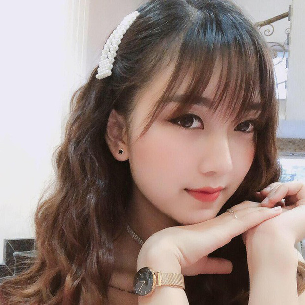 Những cô giáo 9X hot nhất hiện nay: Người xinh quá suốt ngày bị trò chụp lén, người được cả hội phụ huynh hết lời ngợi ca - 19 Những cô giáo 9X hot nhất hiện nay: Người xinh quá suốt ngày bị trò chụp lén, người được cả hội phụ huynh hết lời ngợi ca - 19