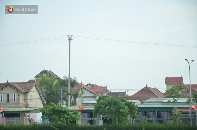 Chùm ảnh: Hàng loạt nhà biệt thự, cao tầng mọc lên như nấm tại 'làng xuất khẩu lao động' ở Hà Tĩnh - 10 Chùm ảnh: Hàng loạt nhà biệt thự, cao tầng mọc lên như nấm tại 'làng xuất khẩu lao động' ở Hà Tĩnh - 10