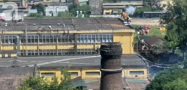 Không khí Hà Nội mịt mù: Những ống khói chọc trời trong lòng Thủ đô - 7 Không khí Hà Nội mịt mù: Những ống khói chọc trời trong lòng Thủ đô - 7