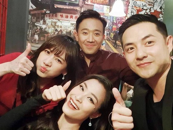 Ngoài những sao Việt đã hào hứng khoe thiệp mời, đây là những nhân vật quyền lực được mong chờ sẽ xuất hiện trong đám cưới Đông Nhi - Ông Cao Thắng - 2 Ngoài những sao Việt đã hào hứng khoe thiệp mời, đây là những nhân vật quyền lực được mong chờ sẽ xuất hiện trong đám cưới Đông Nhi - Ông Cao Thắng - 2