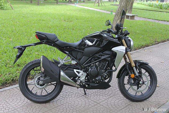 Naked-bike Honda CB300R lên kệ tại Việt Nam, thách thức Yamaha MT-03 - 23 Naked-bike Honda CB300R lên kệ tại Việt Nam, thách thức Yamaha MT-03 - 23