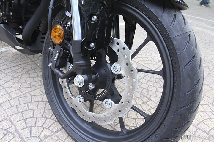 Naked-bike Honda CB300R lên kệ tại Việt Nam, thách thức Yamaha MT-03 - 6 Naked-bike Honda CB300R lên kệ tại Việt Nam, thách thức Yamaha MT-03 - 6
