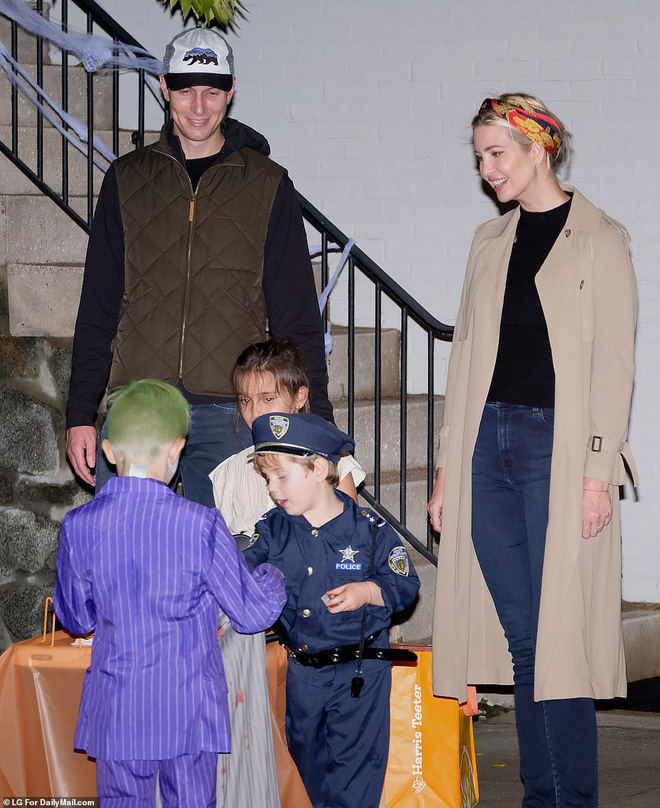 Ivanka Trump chia sẻ ảnh quá khứ chưa từng thấy trước đây khiến nhiều người phải trầm trồ vì vóc dáng và thần thái hoàn hảo - 5 Ivanka Trump chia sẻ ảnh quá khứ chưa từng thấy trước đây khiến nhiều người phải trầm trồ vì vóc dáng và thần thái hoàn hảo - 5