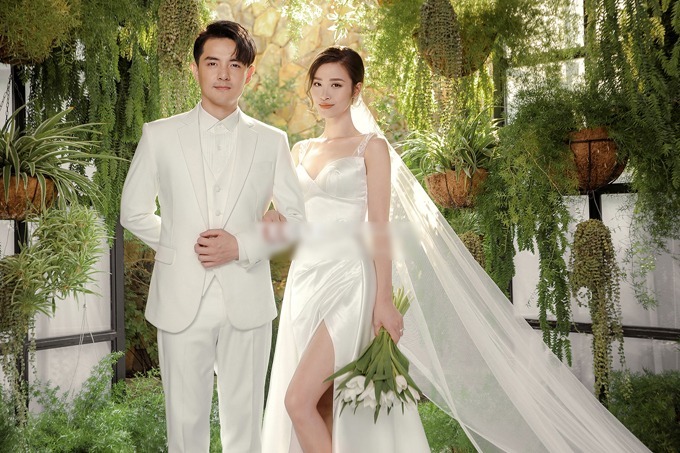 Những 'con số biết nói' trong đám cưới Đông Nhi - Ông Cao Thắng chứng minh độ giàu có không phải dạng vừa của cặp đôi vàng Vbiz - 16 Những 'con số biết nói' trong đám cưới Đông Nhi - Ông Cao Thắng chứng minh độ giàu có không phải dạng vừa của cặp đôi vàng Vbiz - 16