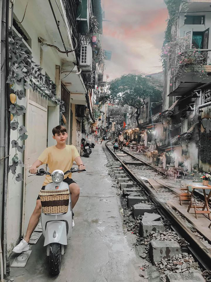 Hành trình lột xác ngoạn mục của chàng trai chi 200 triệu cho 5 lần 'dao kéo', nhiều lần phải đấu tranh '1 là đẹp hơn, 2 là chết' - 11 Hành trình lột xác ngoạn mục của chàng trai chi 200 triệu cho 5 lần 'dao kéo', nhiều lần phải đấu tranh '1 là đẹp hơn, 2 là chết' - 11