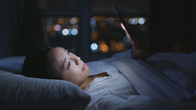 Mất ngủ ở người lớn có thể gây đau tim và đột quỵ Mất ngủ ở người lớn có thể gây đau tim và đột quỵ