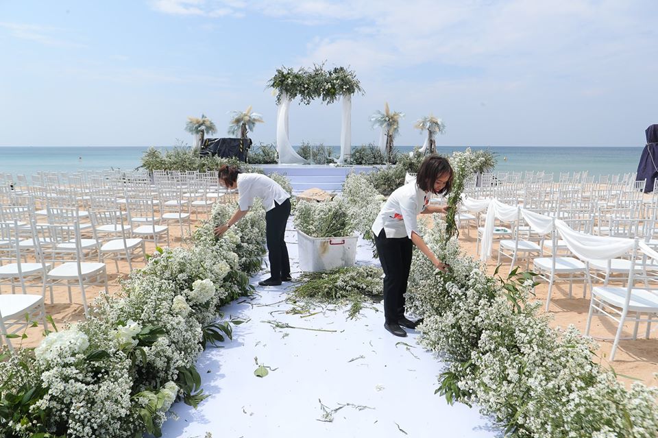 Hành trình 10 năm làm người yêu của Đông Nhi và Ông Cao Thắng chuẩn bị kết thúc với những con số ấn tượng trong 'siêu đám cưới' tại Phú Quốc - 13 Hành trình 10 năm làm người yêu của Đông Nhi và Ông Cao Thắng chuẩn bị kết thúc với những con số ấn tượng trong 'siêu đám cưới' tại Phú Quốc - 13