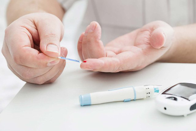 Từ trường hợp bệnh nhi 13 tuổi đã mắc đái tháo đường, chuyên gia cảnh báo dấu hiệu ở trẻ mà cha mẹ cần theo dõi bệnh - 1 Từ trường hợp bệnh nhi 13 tuổi đã mắc đái tháo đường, chuyên gia cảnh báo dấu hiệu ở trẻ mà cha mẹ cần theo dõi bệnh - 1