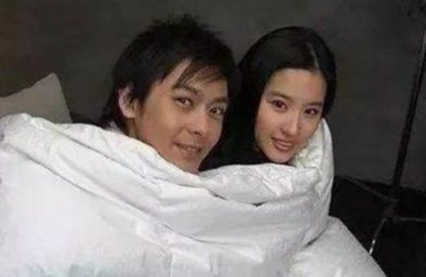 Là hình mẫu trong mơ của biết bao chàng trai, Lưu Diệc Phi bất ngờ tiết lộ danh tính người đàn ông mình từng muốn lấy làm chồng vào 8 năm trước - 8 Là hình mẫu trong mơ của biết bao chàng trai, Lưu Diệc Phi bất ngờ tiết lộ danh tính người đàn ông mình từng muốn lấy làm chồng vào 8 năm trước - 8