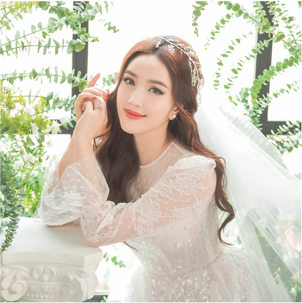 Thông tin hiếm hoi về ông xã doanh nhân của Bảo Thy cùng địa điểm tổ chức đám cưới có chi phí 'khủng' nhất Sài Gòn Thông tin hiếm hoi về ông xã doanh nhân của Bảo Thy cùng địa điểm tổ chức đám cưới có chi phí 'khủng' nhất Sài Gòn