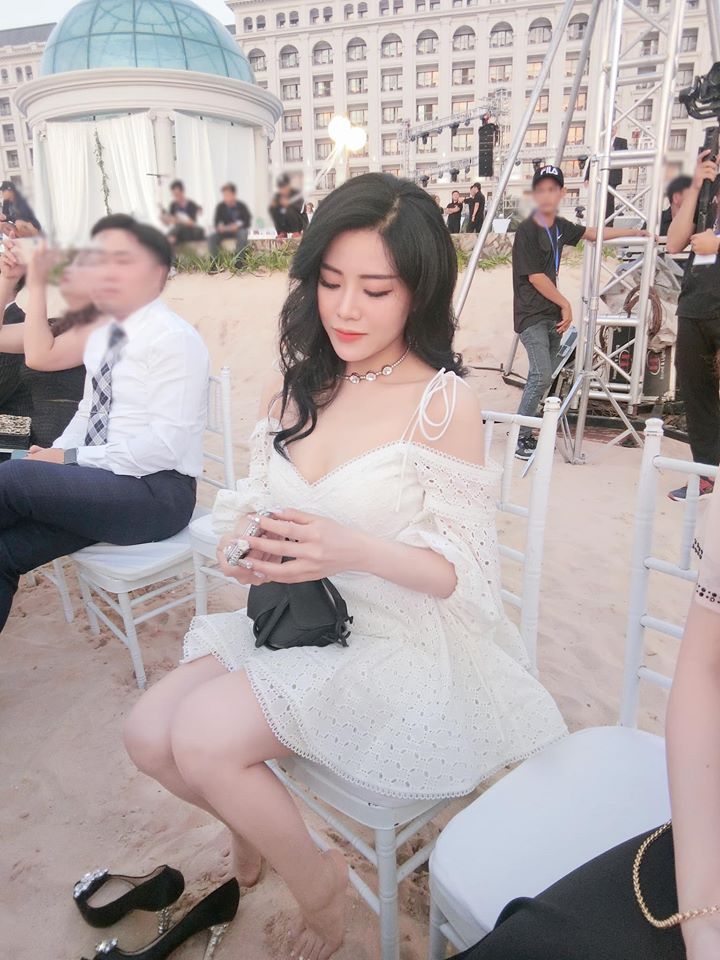 Không bõ công chờ đợi, cuối cùng em gái Ông Cao Thắng cũng chịu đăng hình cưới xinh đẹp bên anh trai và chị dâu ở Phú Quốc rồi - 7 Không bõ công chờ đợi, cuối cùng em gái Ông Cao Thắng cũng chịu đăng hình cưới xinh đẹp bên anh trai và chị dâu ở Phú Quốc rồi - 7