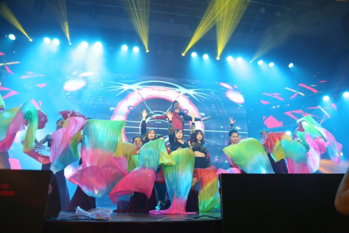 Cô sinh viên năm nhất Đặng Bảo Trân xuất sắc đăng quang ngôi vị quán quân AOF’S Got Talent 2019 - 1 Cô sinh viên năm nhất Đặng Bảo Trân xuất sắc đăng quang ngôi vị quán quân AOF’S Got Talent 2019 - 1