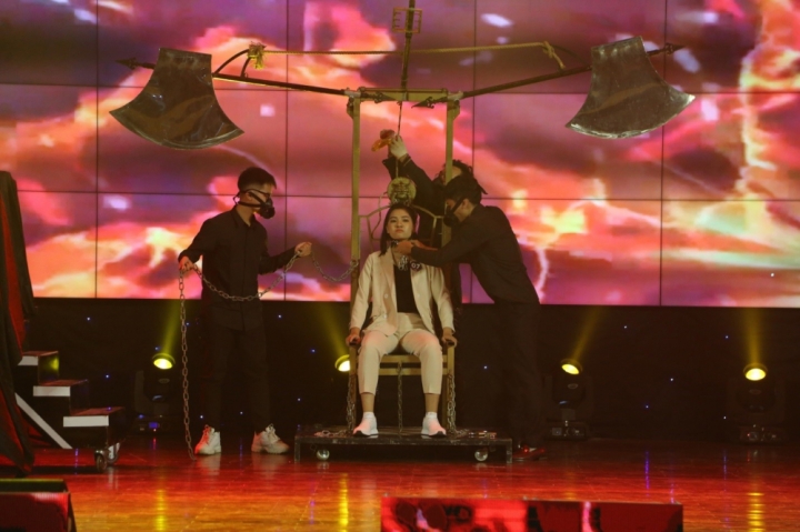 Cô sinh viên năm nhất Đặng Bảo Trân xuất sắc đăng quang ngôi vị quán quân AOF’S Got Talent 2019 - 2 Cô sinh viên năm nhất Đặng Bảo Trân xuất sắc đăng quang ngôi vị quán quân AOF’S Got Talent 2019 - 2