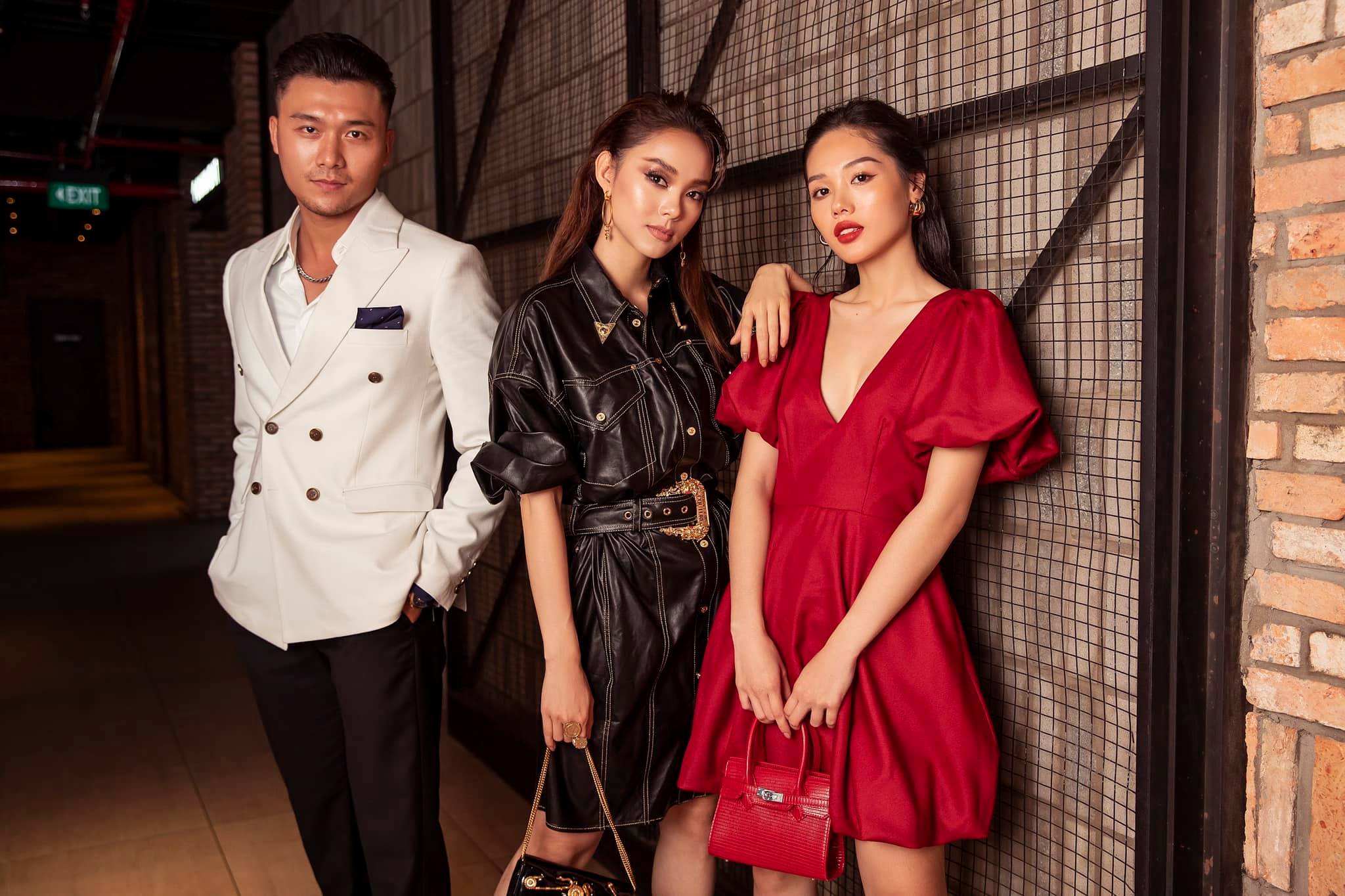Combo tóc ướt + mắt khói + son nude khiến Minh Hằng 'mất điểm' trong mắt người hâm mộ - 3 Combo tóc ướt + mắt khói + son nude khiến Minh Hằng 'mất điểm' trong mắt người hâm mộ - 3