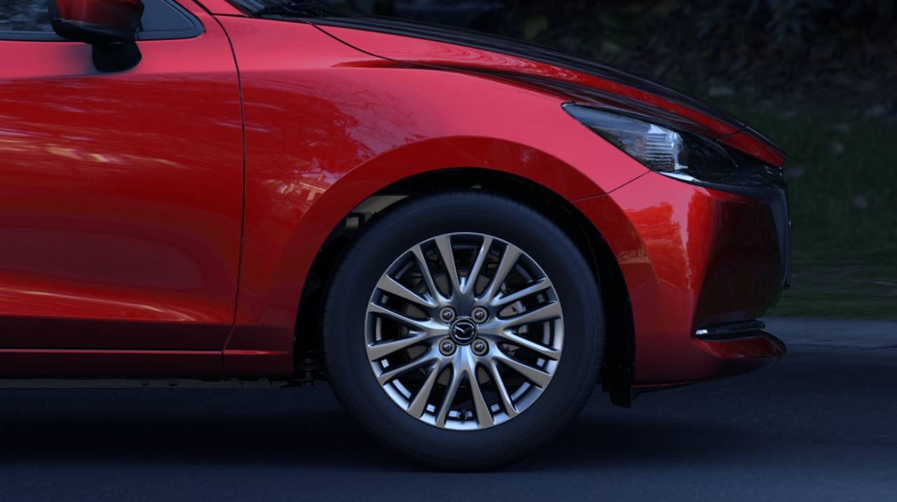 Mazda2 sedan thế hệ mới chính thức trình diện - 1 Mazda2 sedan thế hệ mới chính thức trình diện - 1