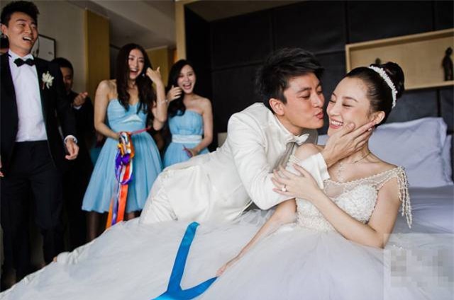 Trong suốt 7 năm hôn nhân, mẹ Lý Tiểu Lộ từng khuyên con gái: 'Hãy trân trọng Giả Nãi Lượng' - 3 Trong suốt 7 năm hôn nhân, mẹ Lý Tiểu Lộ từng khuyên con gái: 'Hãy trân trọng Giả Nãi Lượng' - 3