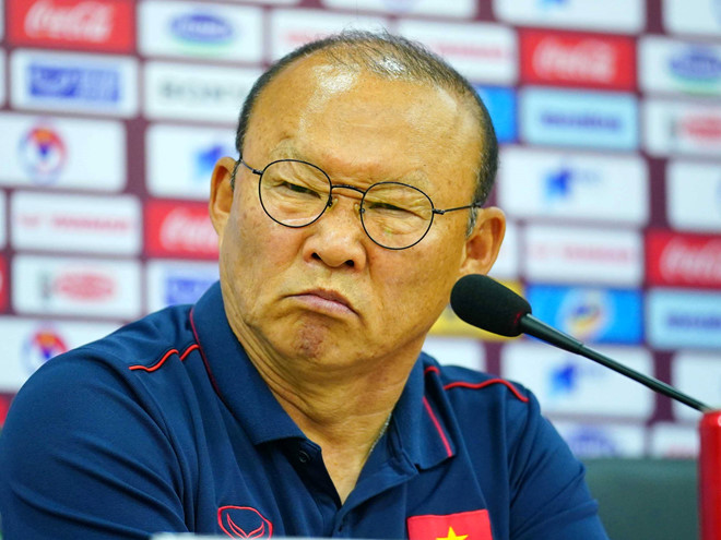 Việt Nam 0-0 Thái Lan: Tiến Dũng, Tiến Linh bị khước từ bàn thắng, ĐTVN mất chiến thắng đáng tiếc - 17 Việt Nam 0-0 Thái Lan: Tiến Dũng, Tiến Linh bị khước từ bàn thắng, ĐTVN mất chiến thắng đáng tiếc - 17