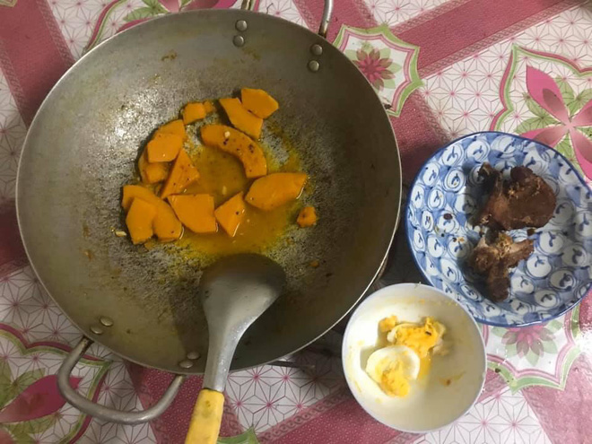 Đưa tiền ăn đầy đủ nhưng mẹ chồng toàn để phần cho cơm thừa canh cặn, nàng dâu trẻ lên MXH than vãn không ngờ lại bị mắng 'vốn' thế này - 2 Đưa tiền ăn đầy đủ nhưng mẹ chồng toàn để phần cho cơm thừa canh cặn, nàng dâu trẻ lên MXH than vãn không ngờ lại bị mắng 'vốn' thế này - 2