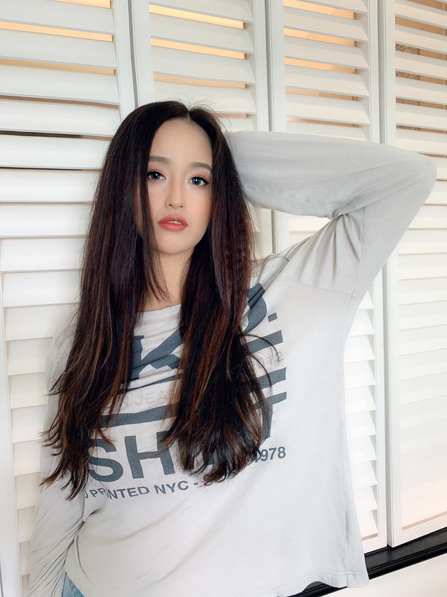 Mai Phương Thúy nói gì về những bức ảnh sexy dậy sóng dư luận? - 1 Mai Phương Thúy nói gì về những bức ảnh sexy dậy sóng dư luận? - 1