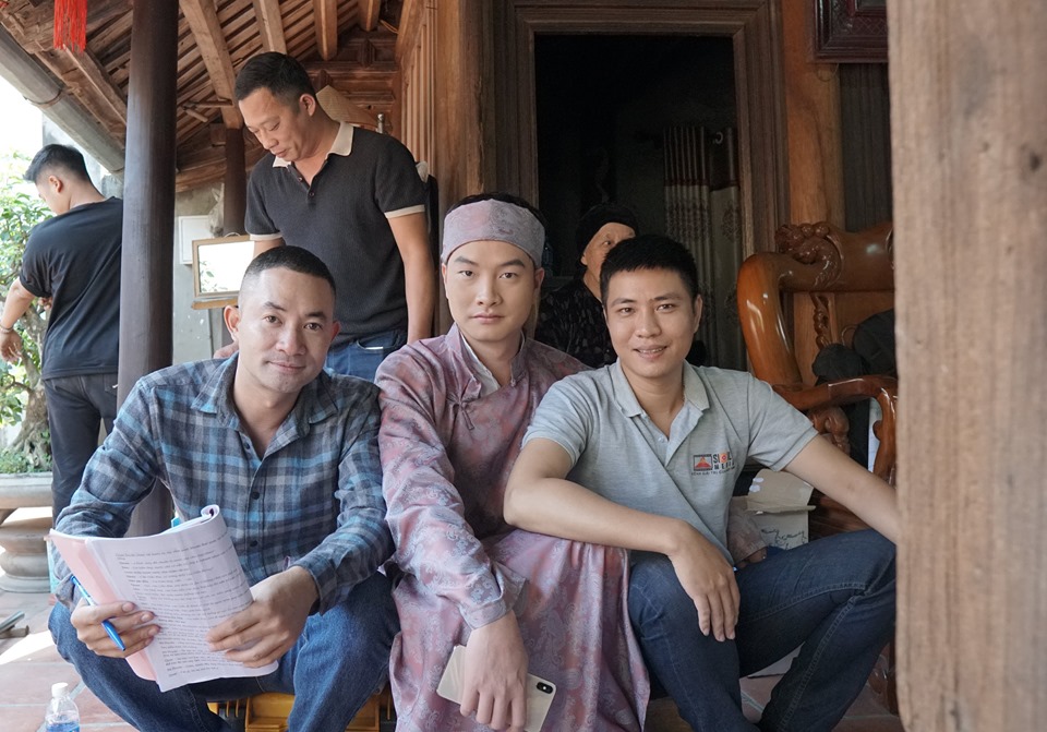 Đạo diễn phim Giấc mộng quan trường: 'Hài tết của tôi chắc chắn hay hơn... Táo quân' - 4 Đạo diễn phim Giấc mộng quan trường: 'Hài tết của tôi chắc chắn hay hơn... Táo quân' - 4